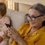 Kardiobaskular osasunerako smartphone bidezko seinale bitalen bilketa 6 Zure osasunaren ardura hartzea: Gaixotasun kronikoetarako telefono adimendunen bidezko bizi-zeinuen monitorizazioaren gorakada
