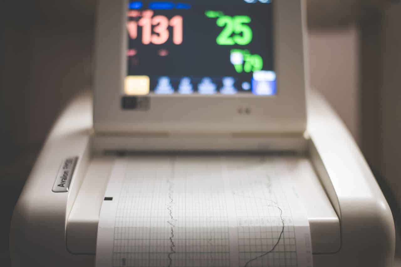 RE.DOCTOR PPG bidezko bizitza-seinaleen eskaneatzearekin osasun-egoera kronikoen kudeaketa optimizatzea